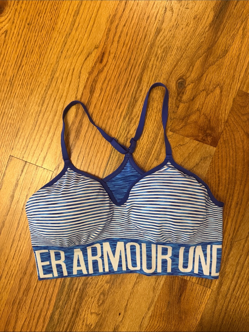 Under Armour Blue Striped Padded Sports Bra size medium.  EUC